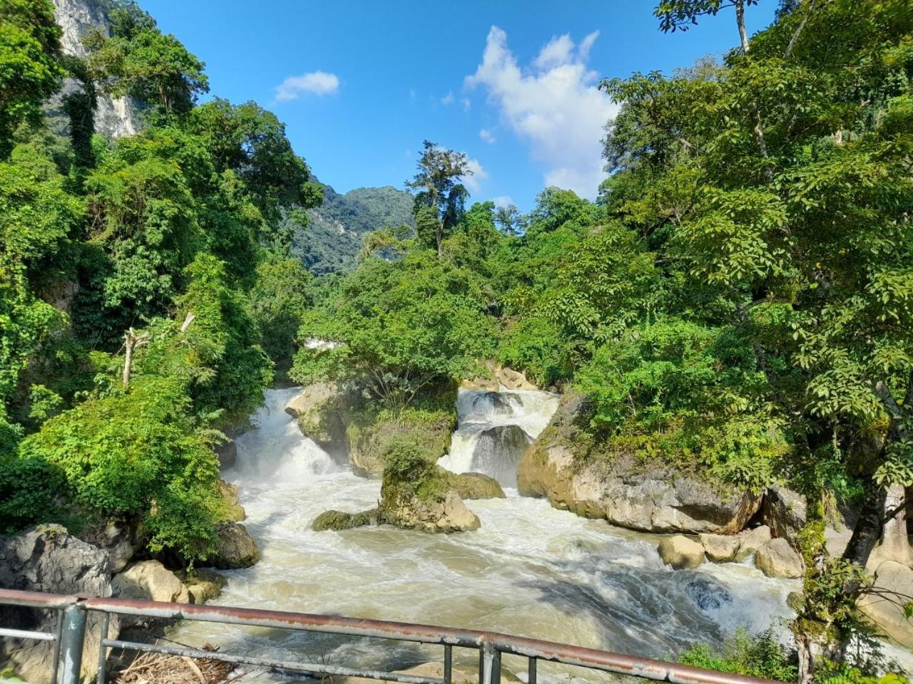 Khach San Vuon Quoc Gia Ba Be Hotel Bac Kan Bagian luar foto