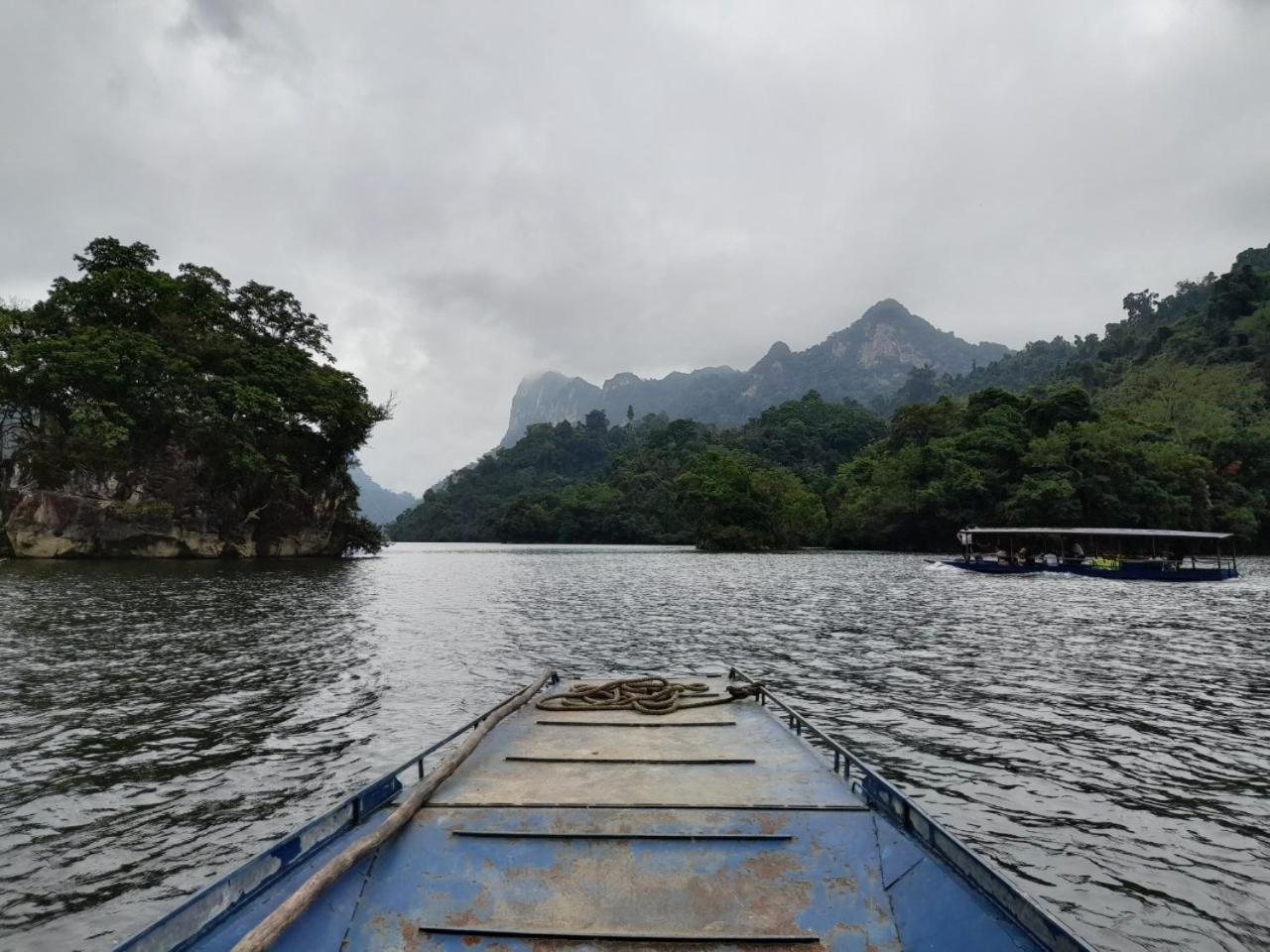 Khach San Vuon Quoc Gia Ba Be Hotel Bac Kan Bagian luar foto