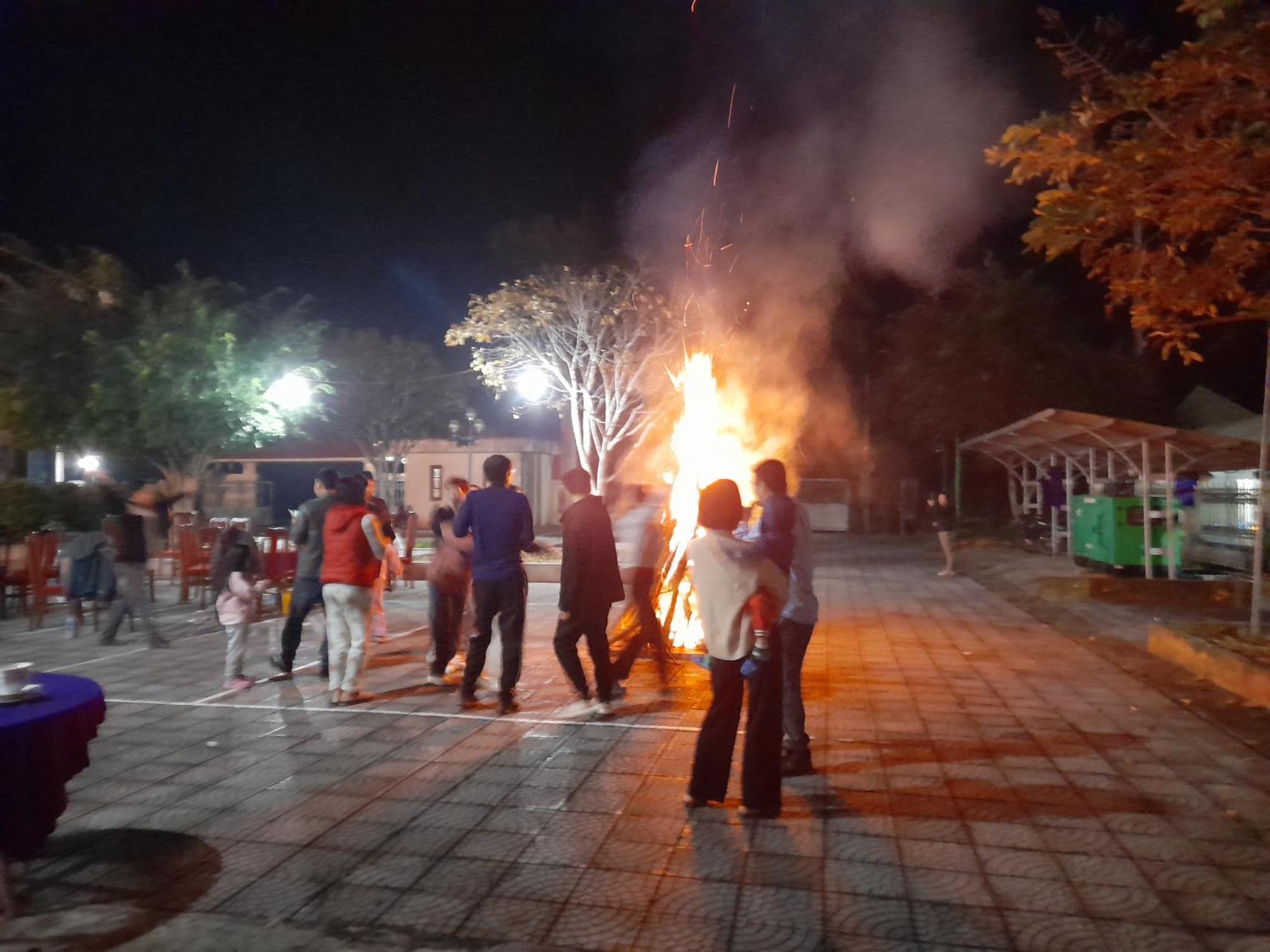 Khach San Vuon Quoc Gia Ba Be Hotel Bac Kan Bagian luar foto