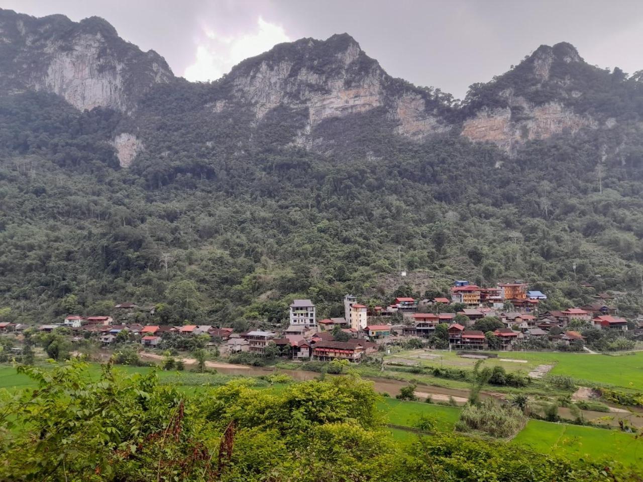 Khach San Vuon Quoc Gia Ba Be Hotel Bac Kan Bagian luar foto