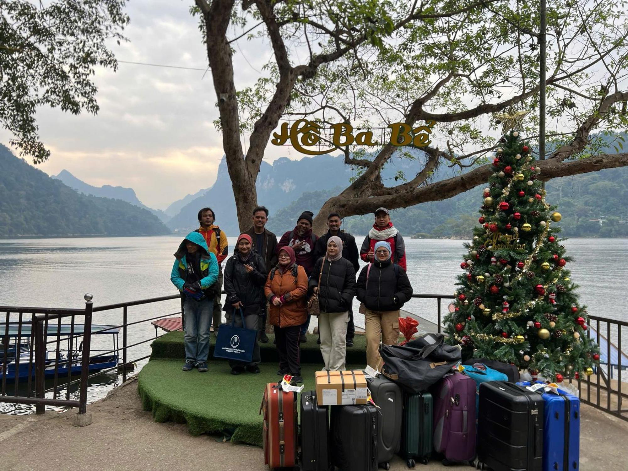 Khach San Vuon Quoc Gia Ba Be Hotel Bac Kan Bagian luar foto